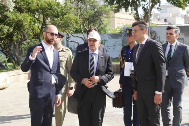 featured-image-451220