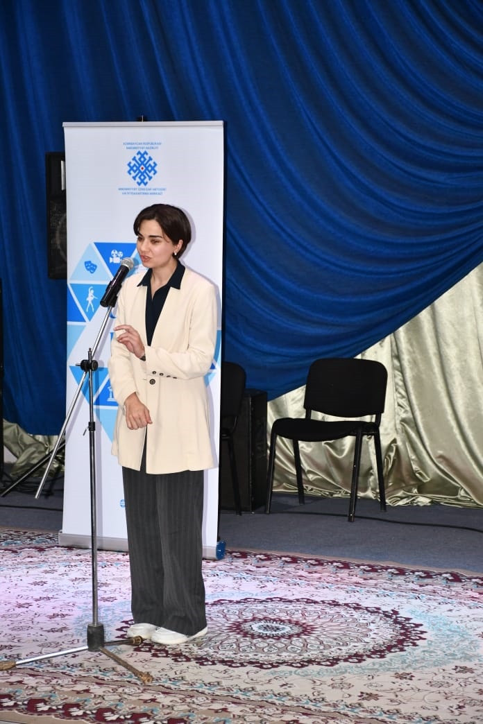 media-63555b76-207b-42d1-b325-509a6d8e2592