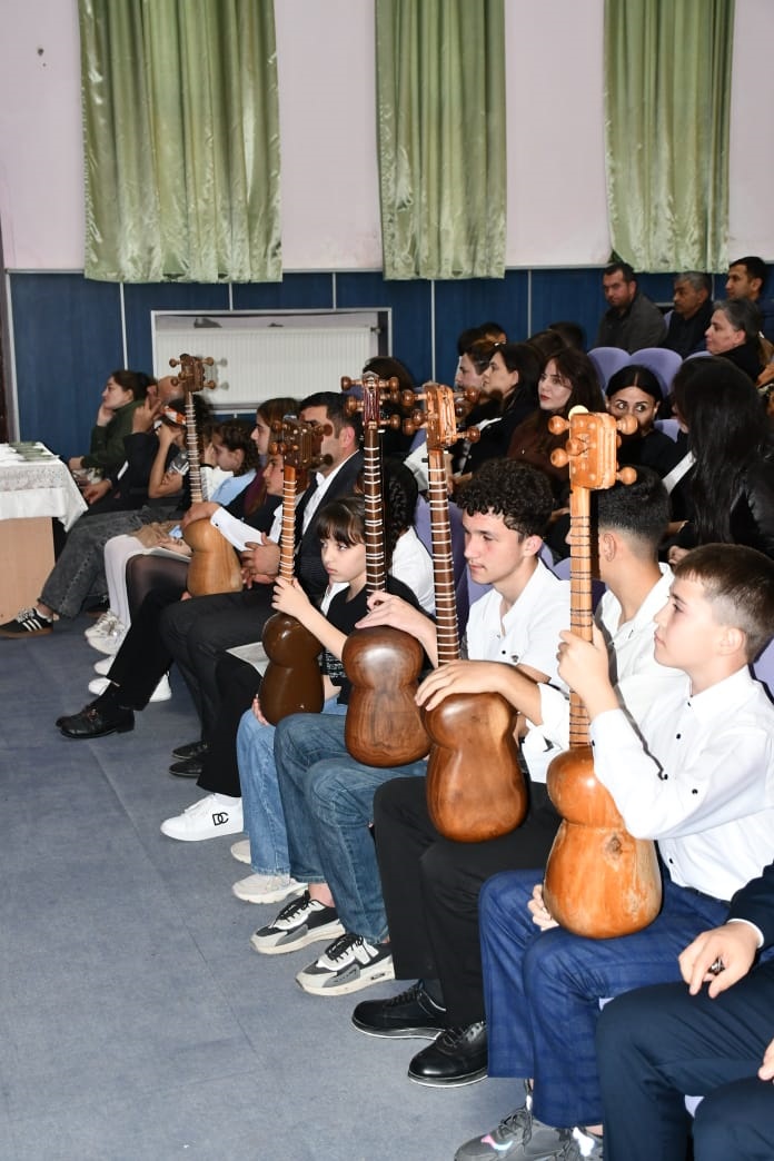 media-c974efb2-09c6-4dca-a966-af38b4c018fd