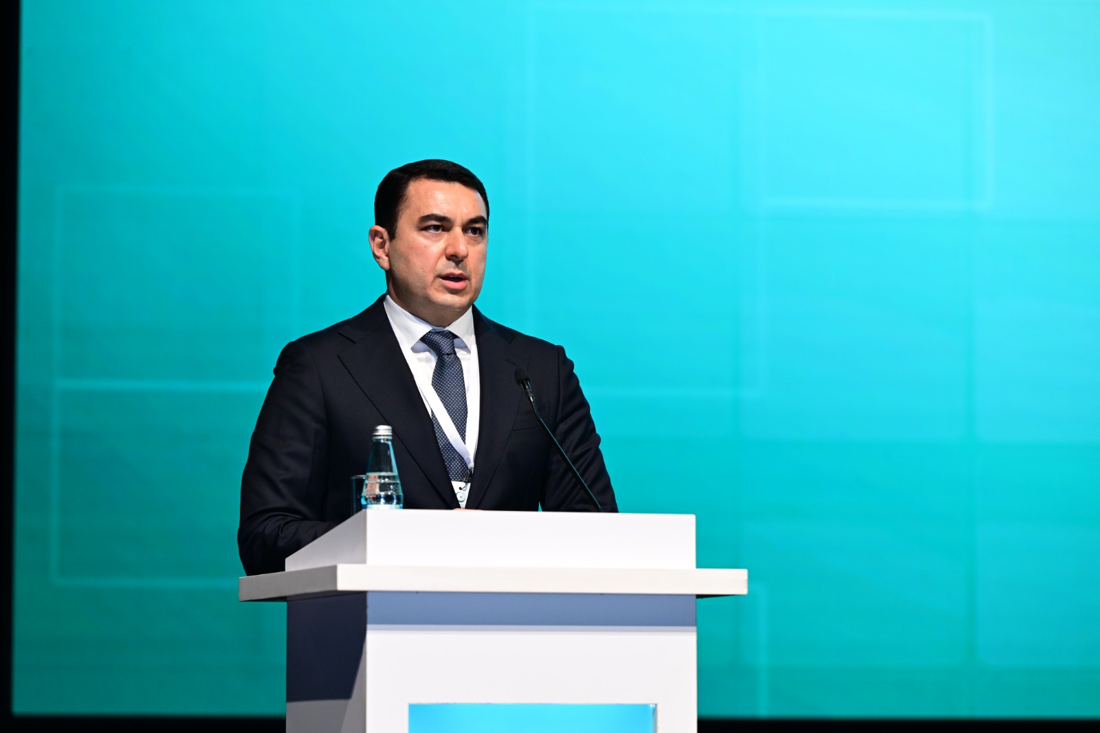 media-98b9fc76-7443-4b41-9ace-1a7216558e1f