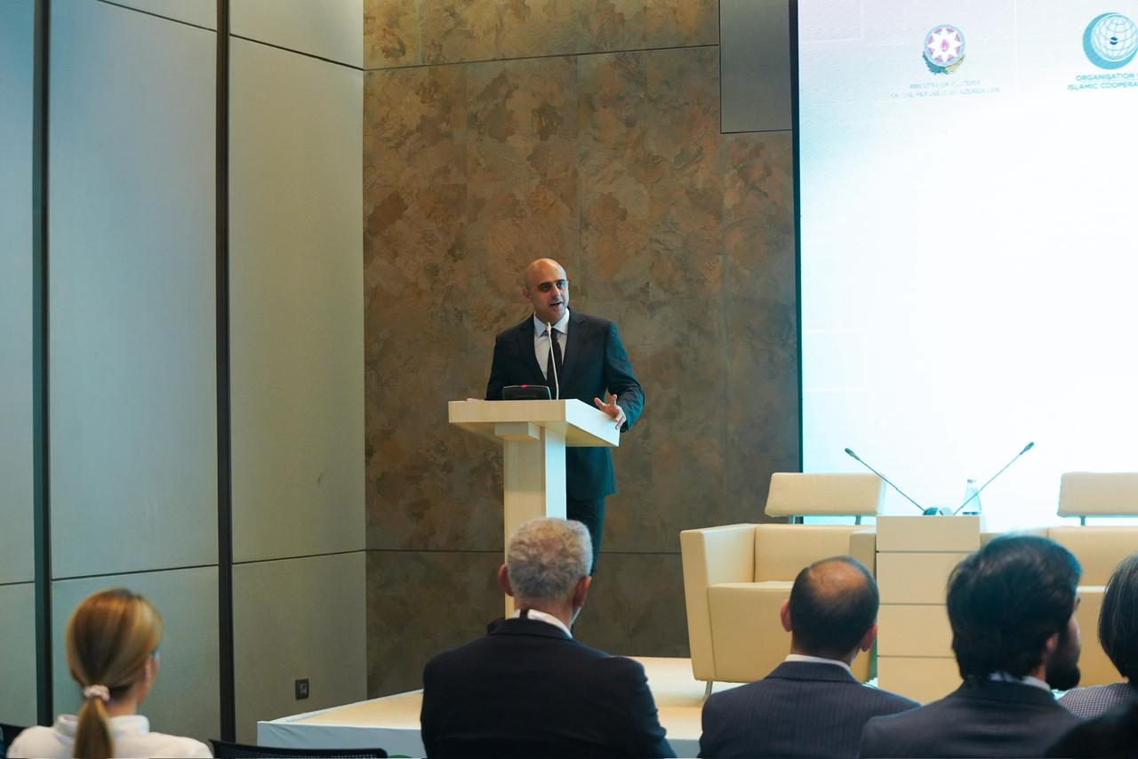 media-c190a872-8d4f-4471-92d5-288b15cef21a